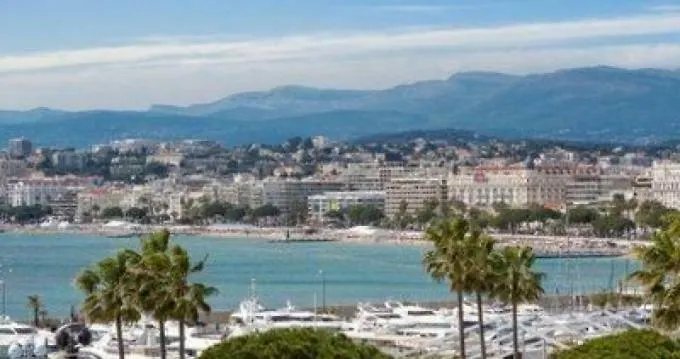 Ferretti 36 ' Bateau A Quai Vieux-Port Cannes Festival La Croisette 0*,  France